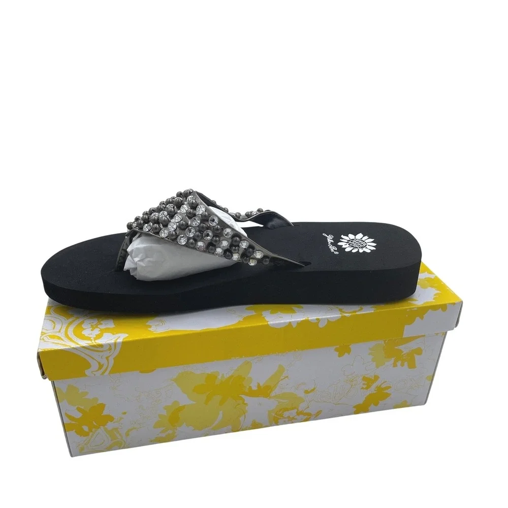 Yellow Box Idetta Pewter Rhinestone Studded Wedge Flip Flop Sandals Womens 11 - Picture 8 of 11